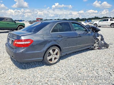 Trzecie zdjęcie samochodu z tyłu: 2010 MERCEDES-BENZ E 350 VIN:WDDHF5GB8AA206285 - miniatura
