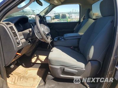 Zdjęcie 7 z 13 samochodu: 2017 RAM 1500 ST VIN:3C6JR6AG6HG788841 - miniatura