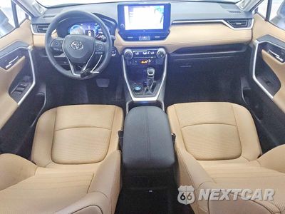Zdjęcie 8 z 12 samochodu: 2025 TOYOTA RAV4 LIMITED VIN:JTMD6RFV2SD572383 - miniatura