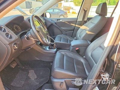 Zdjęcie 7 z 12 samochodu: 2014 VOLKSWAGEN TIGUAN S VIN:WVGAV3AX6EW612576 - miniatura