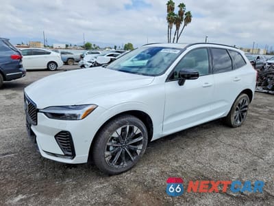 2026 VOLVO XC60 PLUS YV4M12RC4T1297163 - główne zdjęcie licytacji z USA - miniatura