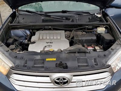 Zdjęcie 12 z 13 samochodu: 2011 TOYOTA HIGHLANDER LIMITED VIN:5TDDK3EH7BS075905 - miniatura