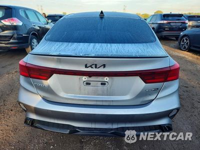 Zdjęcie 6 z 13 samochodu: 2024 KIA FORTE GT LINE VIN:3KPF54AD7RE814154 - miniatura