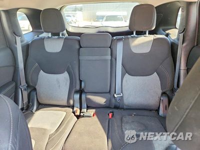 Zdjęcie 10 z 13 samochodu: 2017 JEEP CHEROKEE SPORT VIN:1C4PJLAS1HW507785 - miniatura