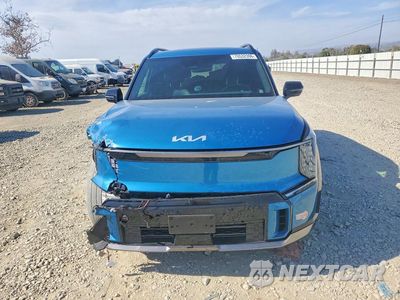Piąte zdjęcie samochodu w środku: 2024 KIA EV9 GT LINE VIN:KNDAEFS56R6021107 - miniatura