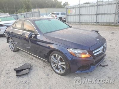 Czwarte zdjęcie samochodu z boku: 2017 MERCEDES-BENZ C 300 VIN:55SWF4JB4HU220270 - miniatura