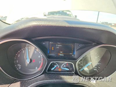 Zdjęcie 9 z 12 samochodu: 2015 FORD FOCUS SE VIN:1FADP3F21FL221465 - miniatura