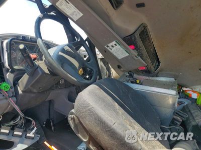 Zdjęcie 8 z 12 samochodu: 2019 FREIGHTLINER BUSINESS CLASS M2 DUMP TRUCK VIN:1FVACWFC3KHKK4565 - miniatura
