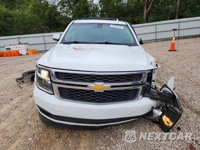 Piąte zdjęcie samochodu w środku: 2019 CHEVROLET SUBURBAN C1500 LT VIN:1GNSCHKC2KR397478 - miniatura