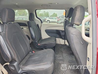 Zdjęcie 11 z 13 samochodu: 2017 CHRYSLER PACIFICA TOURING VIN:2C4RC1DG2HR522187 - miniatura