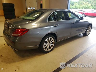 Trzecie zdjęcie samochodu z tyłu: 2017 MERCEDES-BENZ E 300 4MATIC VIN:WDDZF4KB6HA159628 - miniatura