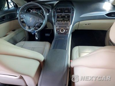 Zdjęcie 8 z 12 samochodu: 2017 LINCOLN MKZ PREMIERE VIN:3LN6L5A91HR622125 - miniatura