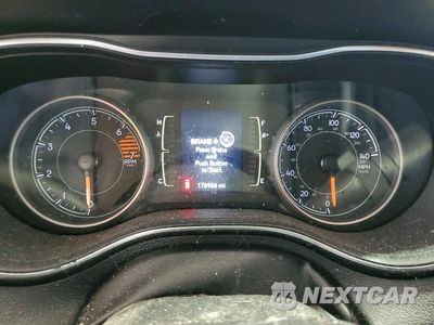 Zdjęcie 9 z 12 samochodu: 2019 JEEP CHEROKEE LATITUDE PLUS VIN:1C4PJLLB6KD296809 - miniatura