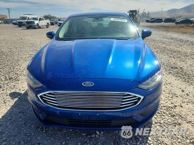 Piąte zdjęcie samochodu w środku: 2017 FORD FUSION SE HYBRID VIN:3FA6P0LU5HR380765 - miniatura