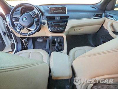 Zdjęcie 8 z 14 samochodu: 2017 BMW X1 XDRIVE28I VIN:WBXHT3Z35H4A65302 - miniatura