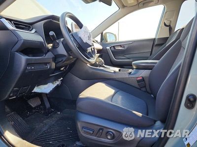 Zdjęcie 7 z 14 samochodu: 2024 TOYOTA RAV4 XLE VIN:JTMW1RFV7RD115621 - miniatura
