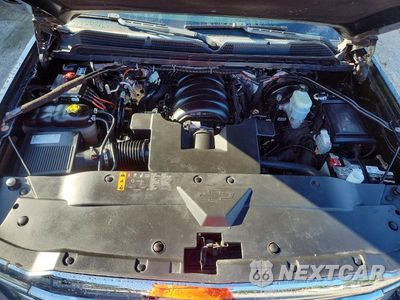 Zdjęcie 11 z 12 samochodu: 2018 CHEVROLET SILVERADO K1500 VIN:3GCUKNEC3JG362381 - miniatura