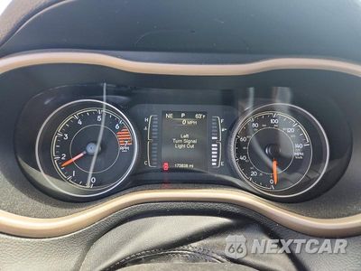 Zdjęcie 9 z 14 samochodu: 2018 JEEP CHEROKEE LATITUDE VIN:1C4PJLCB3JD539071 - miniatura