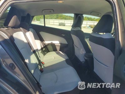 Zdjęcie 10 z 12 samochodu: 2017 TOYOTA PRIUS TWO VIN:JTDKBRFU5H3547972 - miniatura