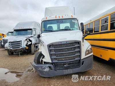 Piąte zdjęcie samochodu w środku: 2025 FREIGHTLINER CASCADIA 116
