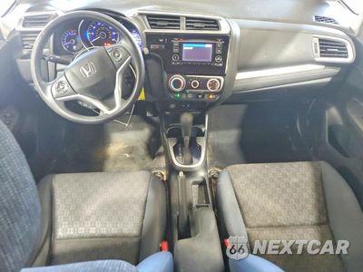Zdjęcie 8 z 14 samochodu: 2016 HONDA FIT LX VIN:JHMGK5H55GX023280 - miniatura