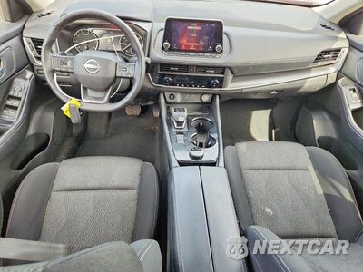 Zdjęcie 8 z 14 samochodu: 2025 NISSAN ROGUE SV VIN:5N1BT3BBXSC861103 - miniatura
