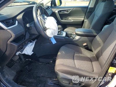 Zdjęcie 7 z 13 samochodu: 2021 TOYOTA RAV4 HYBRID XLE VIN:2T3R6RFV5MW010571 - miniatura