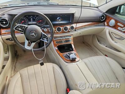 Zdjęcie 8 z 12 samochodu: 2019 MERCEDES-BENZ E 450 4MATIC VIN:WDDZH6JB5KA559176 - miniatura