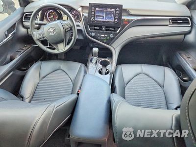 Zdjęcie 8 z 12 samochodu: 2024 TOYOTA CAMRY SE VIN:4T1G11AK3RU245460 - miniatura