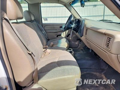 Zdjęcie 10 z 12 samochodu: 2004 CHEVROLET SILVERADO C1500 VIN:1GCEC14X74Z186745 - miniatura