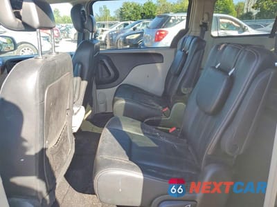 Zdjęcie 11 z 13 samochodu: 2016 CHRYSLER TOWN & COUNTRY TOURING VIN:2C4RC1BG2GR205219 - miniatura