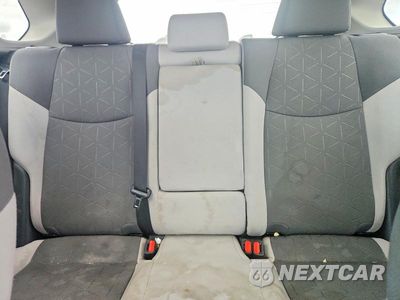 Zdjęcie 10 z 13 samochodu: 2019 TOYOTA RAV4 XLE VIN:2T3P1RFV4KC016477 - miniatura