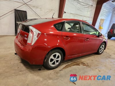 Trzecie zdjęcie samochodu z tyłu: 2013 TOYOTA PRIUS TWO VIN:JTDKN3DU5D1678350 - miniatura