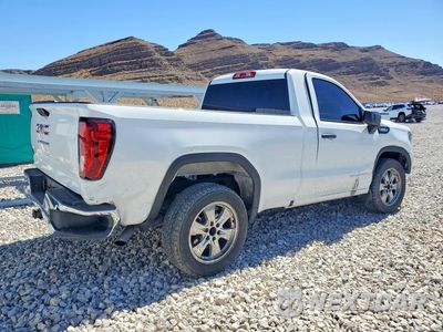 Trzecie zdjęcie samochodu z tyłu: 2026 GMC SIERRA C1500 VIN:3GTNHAEK5TG289083 - miniatura