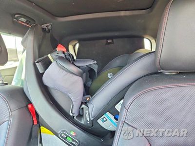 Zdjęcie 10 z 13 samochodu: 2020 CHEVROLET BLAZER RS VIN:3GNKBKRS8LS533382 - miniatura