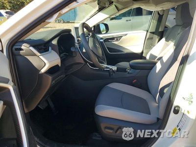 Zdjęcie 7 z 13 samochodu: 2024 TOYOTA RAV4 XLE VIN:2T3W1RFV9RC275357 - miniatura