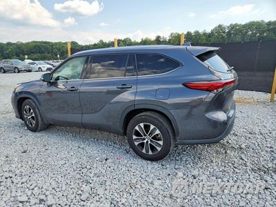 Drugie zdjęcie samochodu z przodu: 2021 TOYOTA HIGHLANDER XLE VIN:5TDGZRAH0MS516133 - miniatura