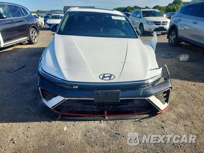 Piąte zdjęcie samochodu w środku: 2025 HYUNDAI ELANTRA N BASE VIN:KMHLW4DK2SU034186 - miniatura