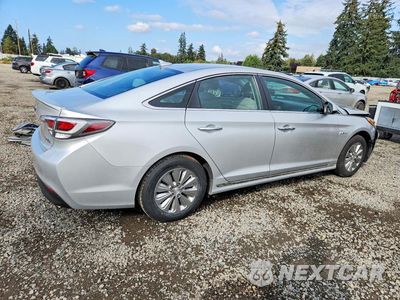 Trzecie zdjęcie samochodu z tyłu: 2016 HYUNDAI SONATA HYBRID SE VIN:KMHE24L18GA025658 - miniatura