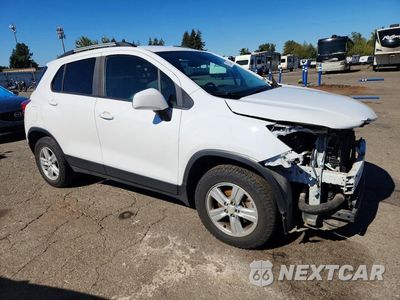 Czwarte zdjęcie samochodu z boku: 2022 CHEVROLET TRAX 1LT VIN:KL7CJPSM5NB538141 - miniatura