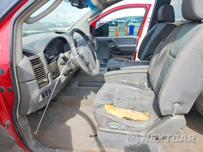 Zdjęcie 7 z 12 samochodu: 2005 NISSAN TITAN XE VIN:1N6AA06B05N515971 - miniatura