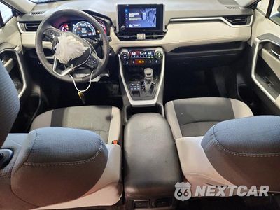 Zdjęcie 8 z 13 samochodu: 2023 TOYOTA RAV4 XLE VIN:2T3P1RFV0PC343448 - miniatura