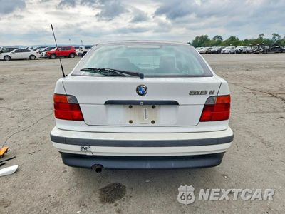 Zdjęcie 6 z 13 samochodu: 1995 BMW 318 TI VIN:WBACG5328SAM53666 - miniatura