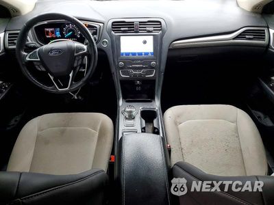 Zdjęcie 8 z 12 samochodu: 2020 FORD FUSION SE VIN:3FA6P0HD5LR245741 - miniatura