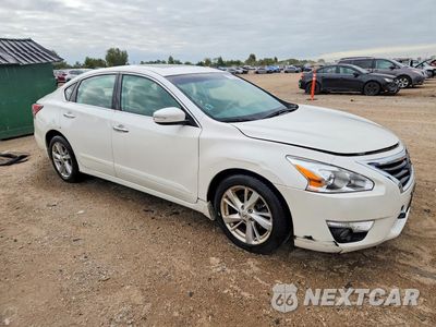 Czwarte zdjęcie samochodu z boku: 2014 NISSAN ALTIMA 2.5 SV VIN:1N4AL3AP0EC270835 - miniatura