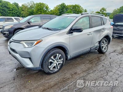 2018 TOYOTA RAV4 LE 2T3BFREV2JW858129 - główne zdjęcie licytacji z USA - miniatura