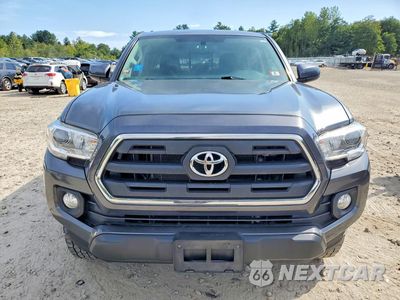 Piąte zdjęcie samochodu w środku: 2016 TOYOTA TACOMA SR5 V6 VIN:3TMDZ5BN2GM008475 - miniatura