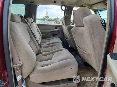 Zdjęcie 11 z 13 samochodu: 2003 CHEVROLET SUBURBAN C1500 VIN:1GNEC16Z83J237950 - miniatura