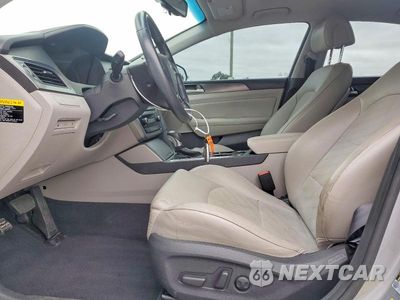 Zdjęcie 7 z 12 samochodu: 2017 HYUNDAI SONATA SPORT VIN:5NPE34AF3HH578244 - miniatura