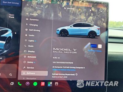 Zdjęcie 9 z 12 samochodu: 2026 TESLA MODEL Y VIN:7SAYGDEE2TA678216 - miniatura